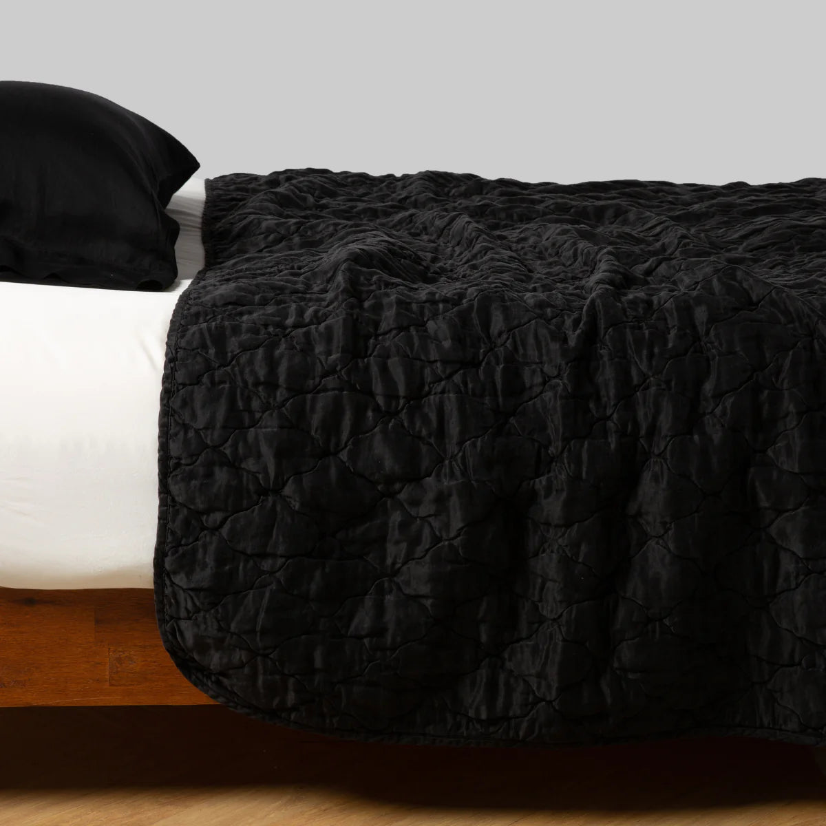 Luna King Coverlet- Corvino