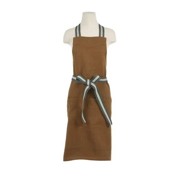Miles Apron: Oak