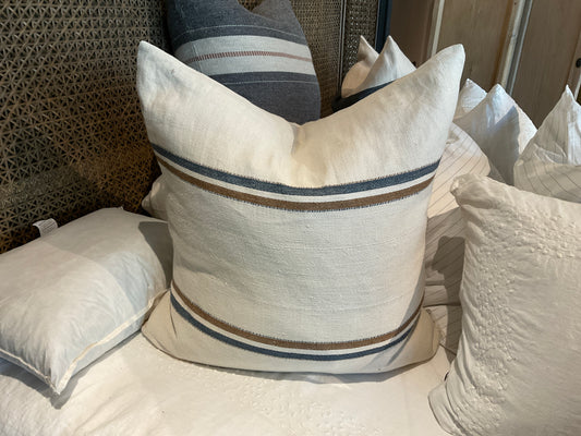 Auburn Pillow Cover25x25Stripe