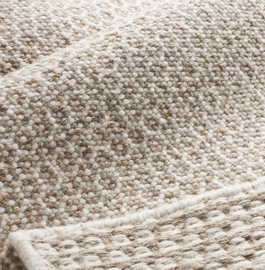 Master Bdrm Rug in 9x12 Honeycomb Natural